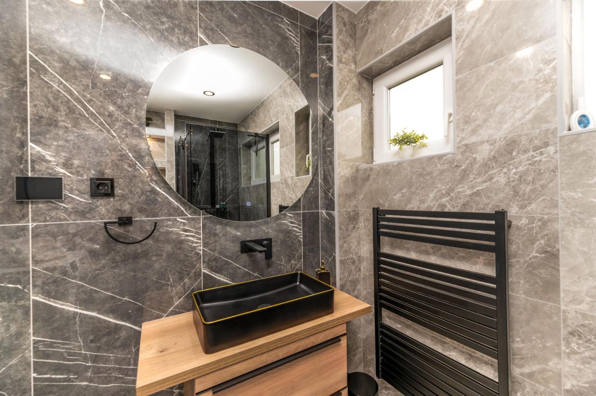 Lotus Wellness & * Koprivnica